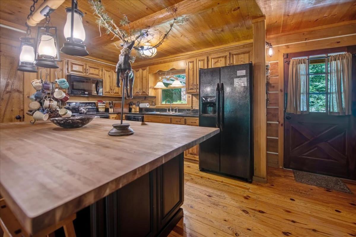 Waterfront Mountain Cabin With Hot Tub Villa Блу Ридж Екстериор снимка