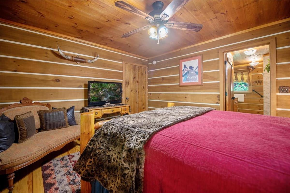 Waterfront Mountain Cabin With Hot Tub Villa Блу Ридж Екстериор снимка