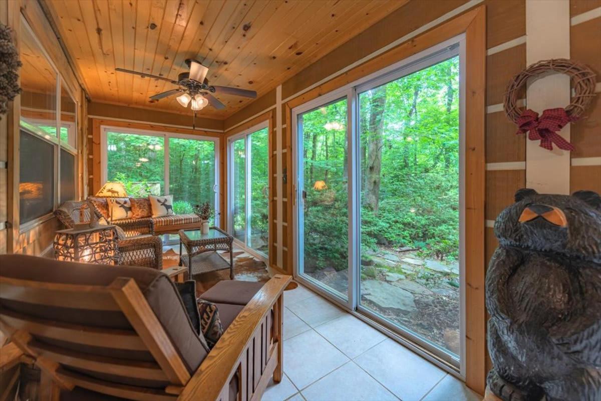 Waterfront Mountain Cabin With Hot Tub Villa Блу Ридж Екстериор снимка